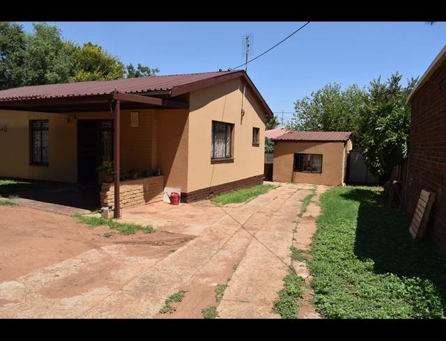 3 BEDROOM HOUSE FOR SALE IN DANVILLE